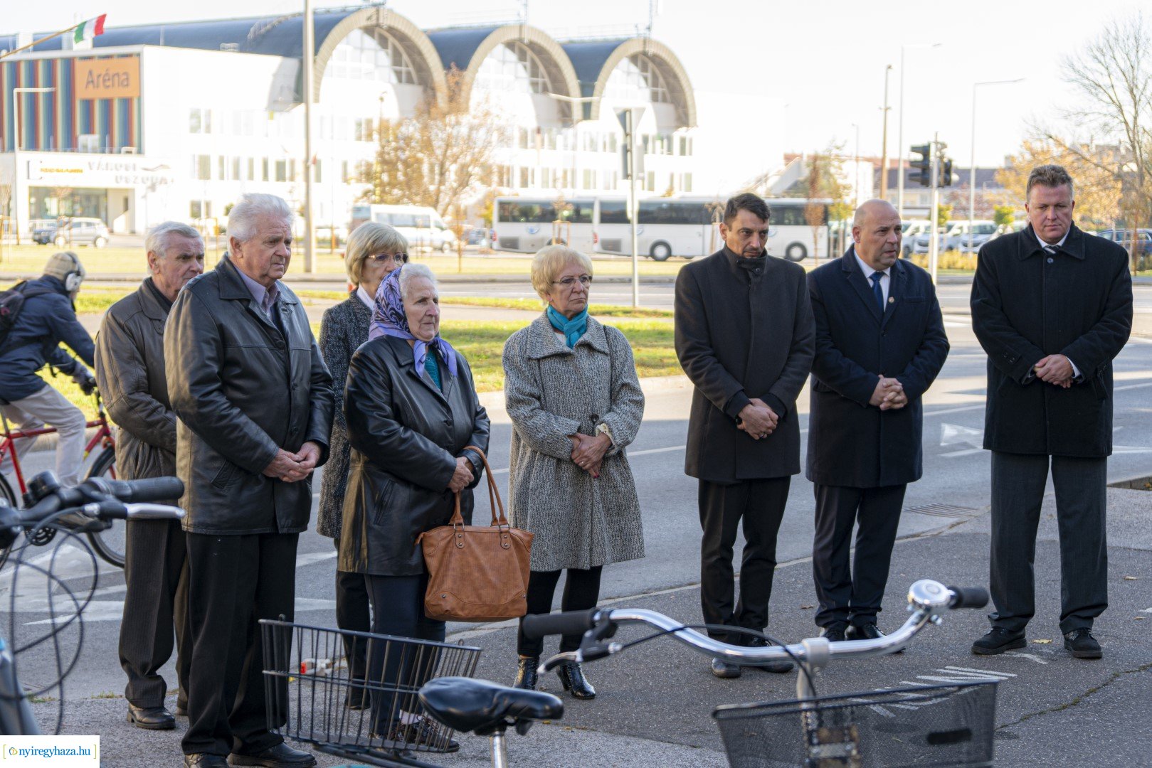Megemlékezés a Szabolcs Szatmár Bereg megyei bűntetés-végrehajtási intézetnél elhelyezett emléktáblánál