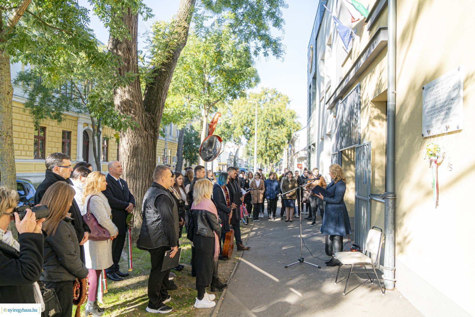 Megemlékezés Dandos Gyula emléktáblájánál