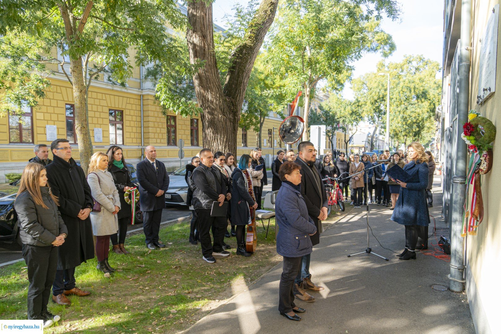 Megemlékezés Dandos Gyula emléktáblájánál