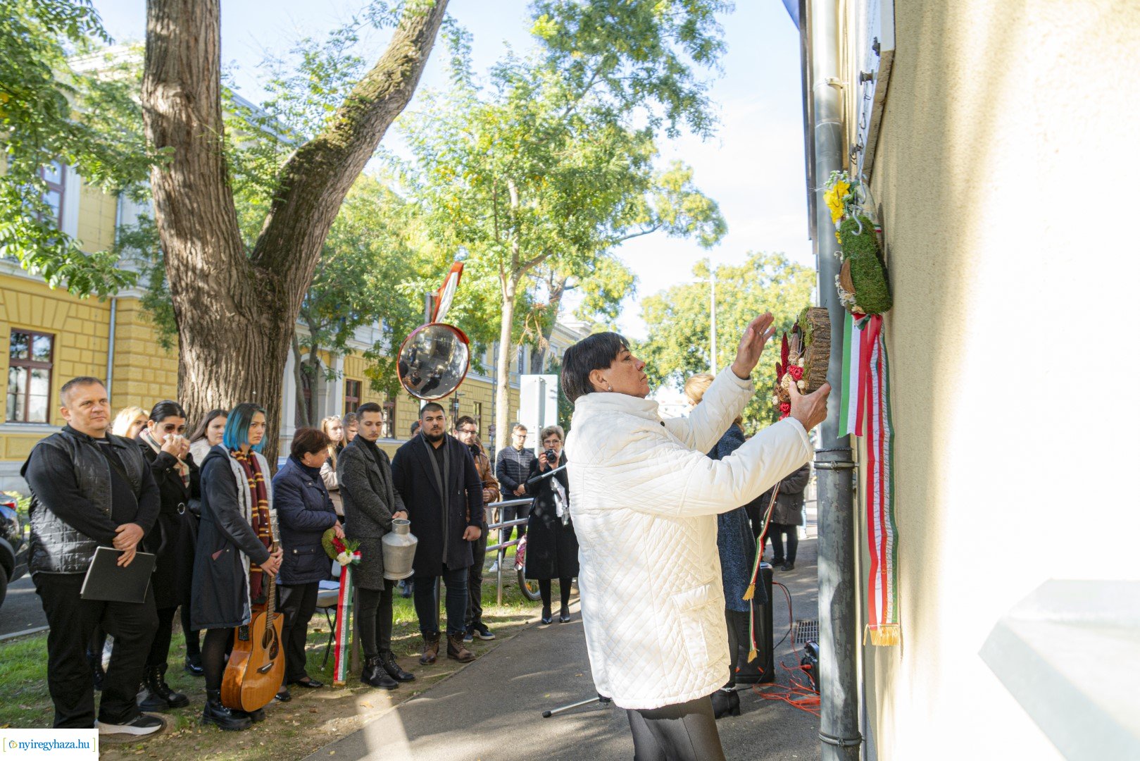 Megemlékezés Dandos Gyula emléktáblájánál