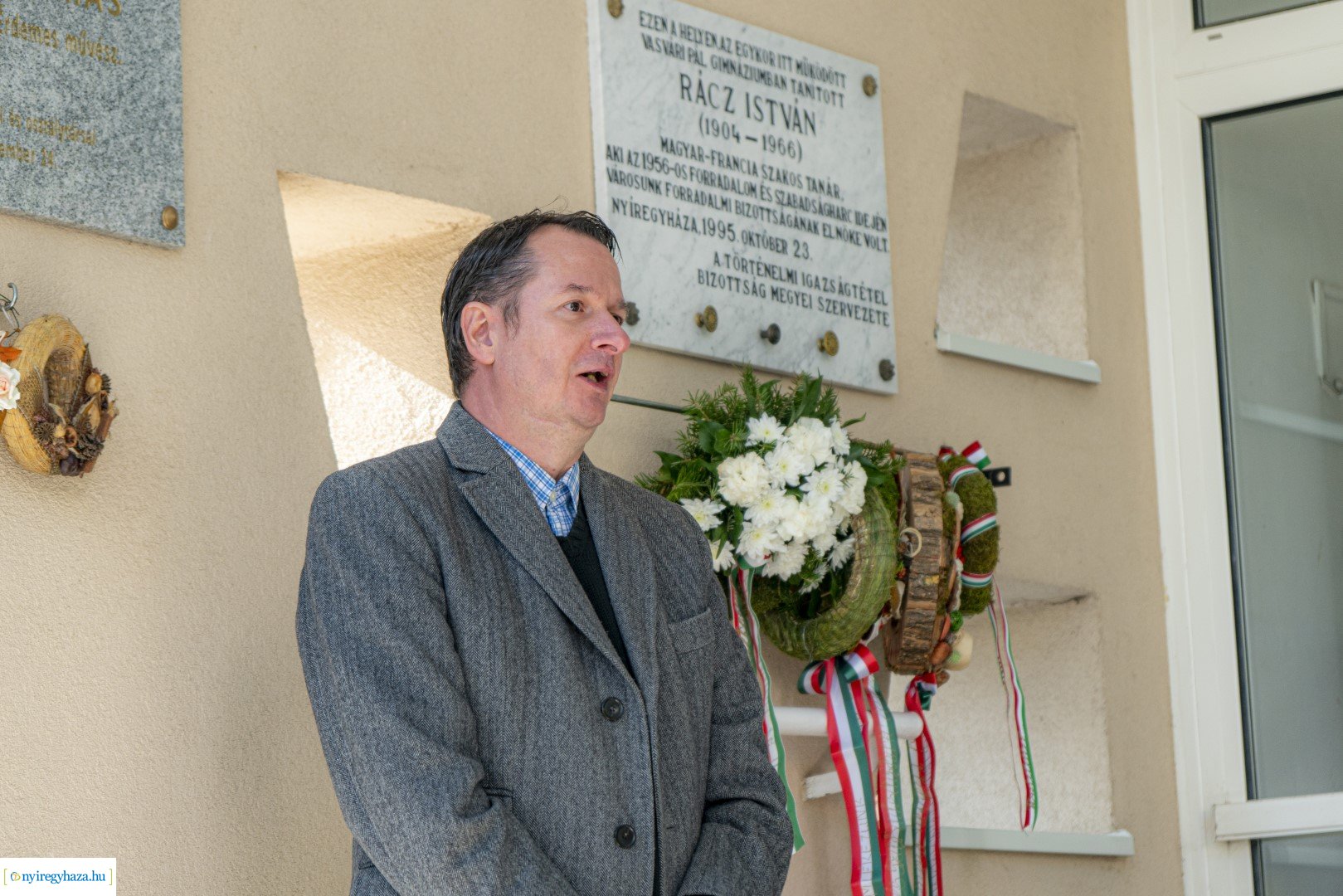 Megemlékezés Rácz István emléktáblájánál