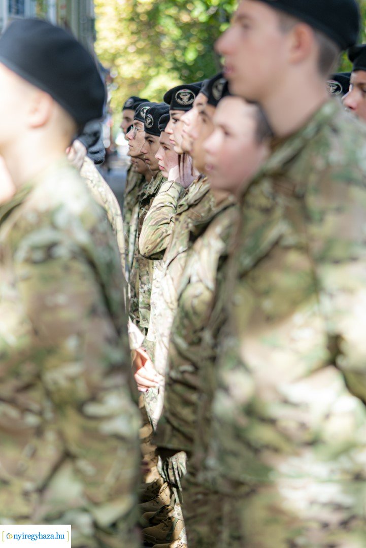 Megemlékezés Rácz István emléktáblájánál