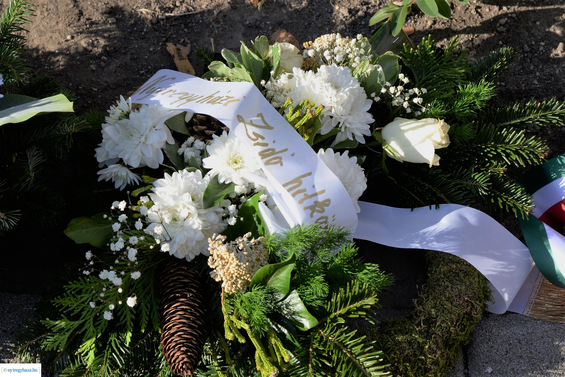 Megemlékezés Reviczky Imre ezredes emléktáblája előtt