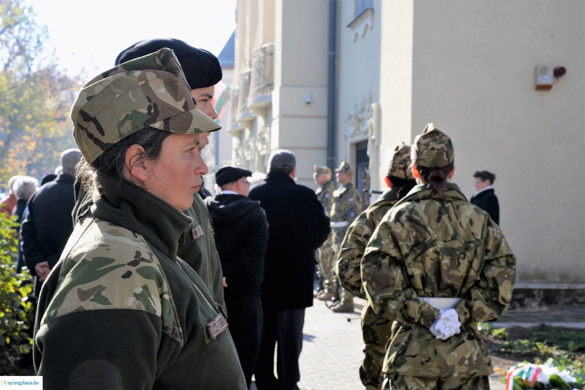 Megemlékezés Reviczky Imre ezredes emléktáblája előtt