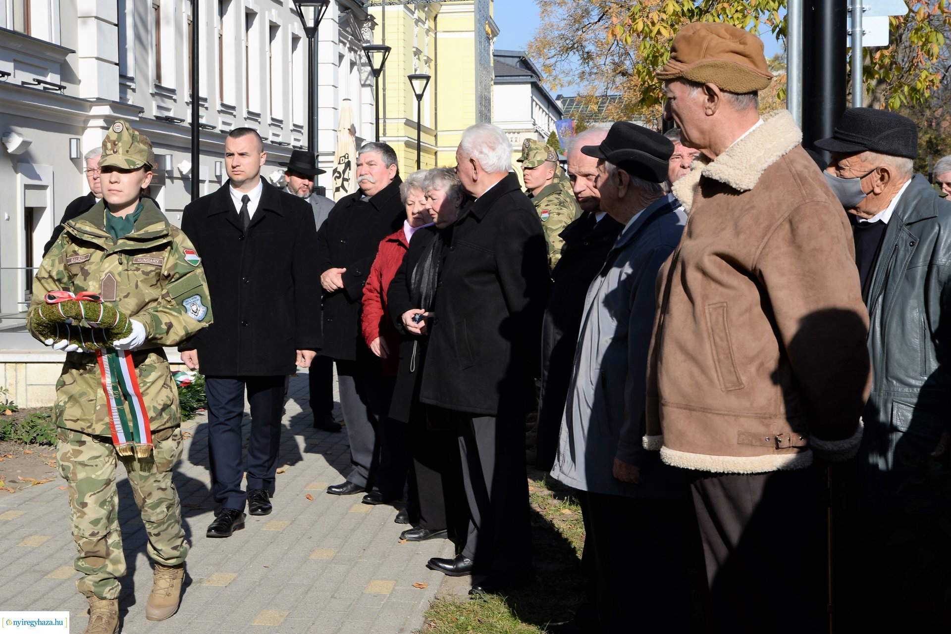 Megemlékezés Reviczky Imre ezredes emléktáblája előtt