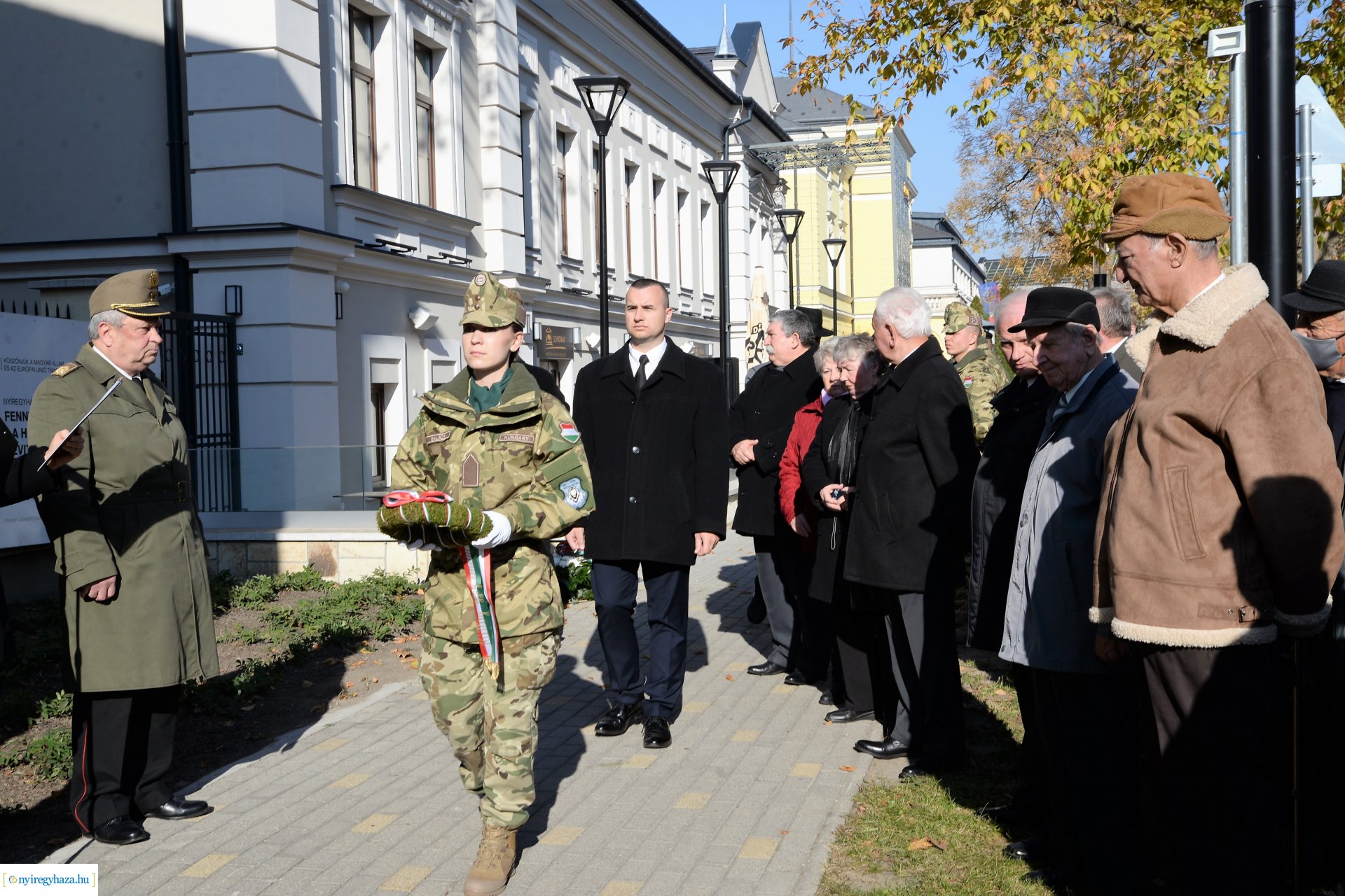 Megemlékezés Reviczky Imre ezredes emléktáblája előtt