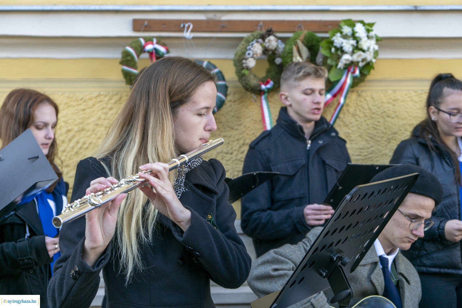 Megemlékezés Szilágyi László emléktáblájánál