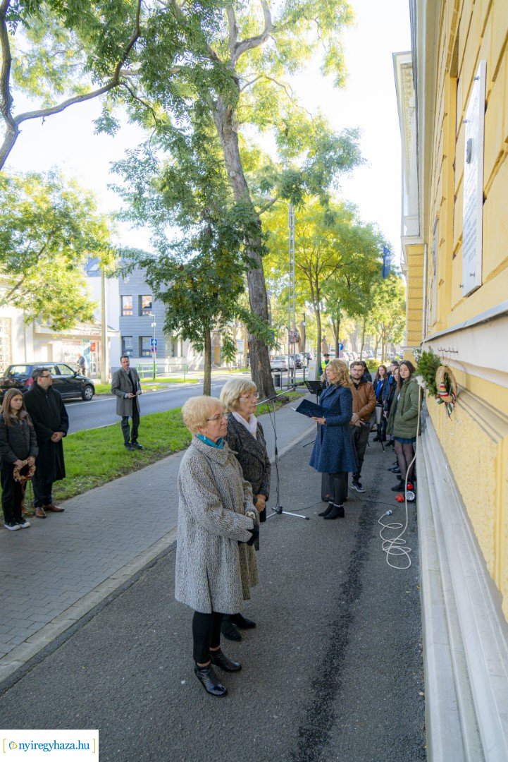 Megemlékezés Szilágyi László emléktáblájánál