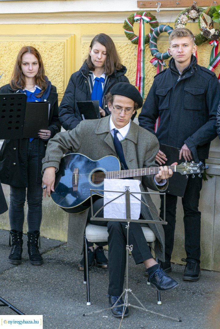 Megemlékezés Szilágyi László emléktáblájánál