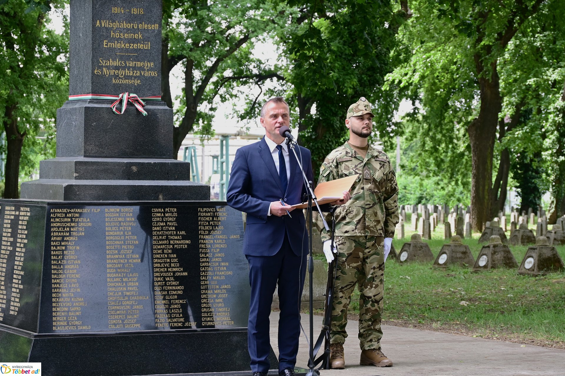 Megemlékezést tartottak Nyíregyházán a Hősök Napján