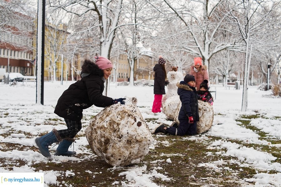 Megérkezett az első 20211213
