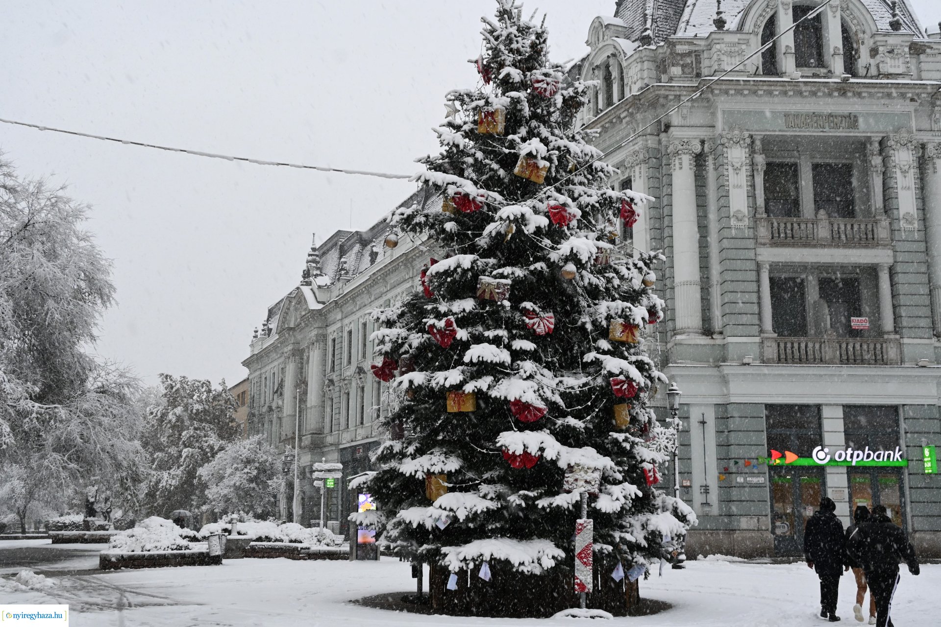 Megérkezett az első hó!