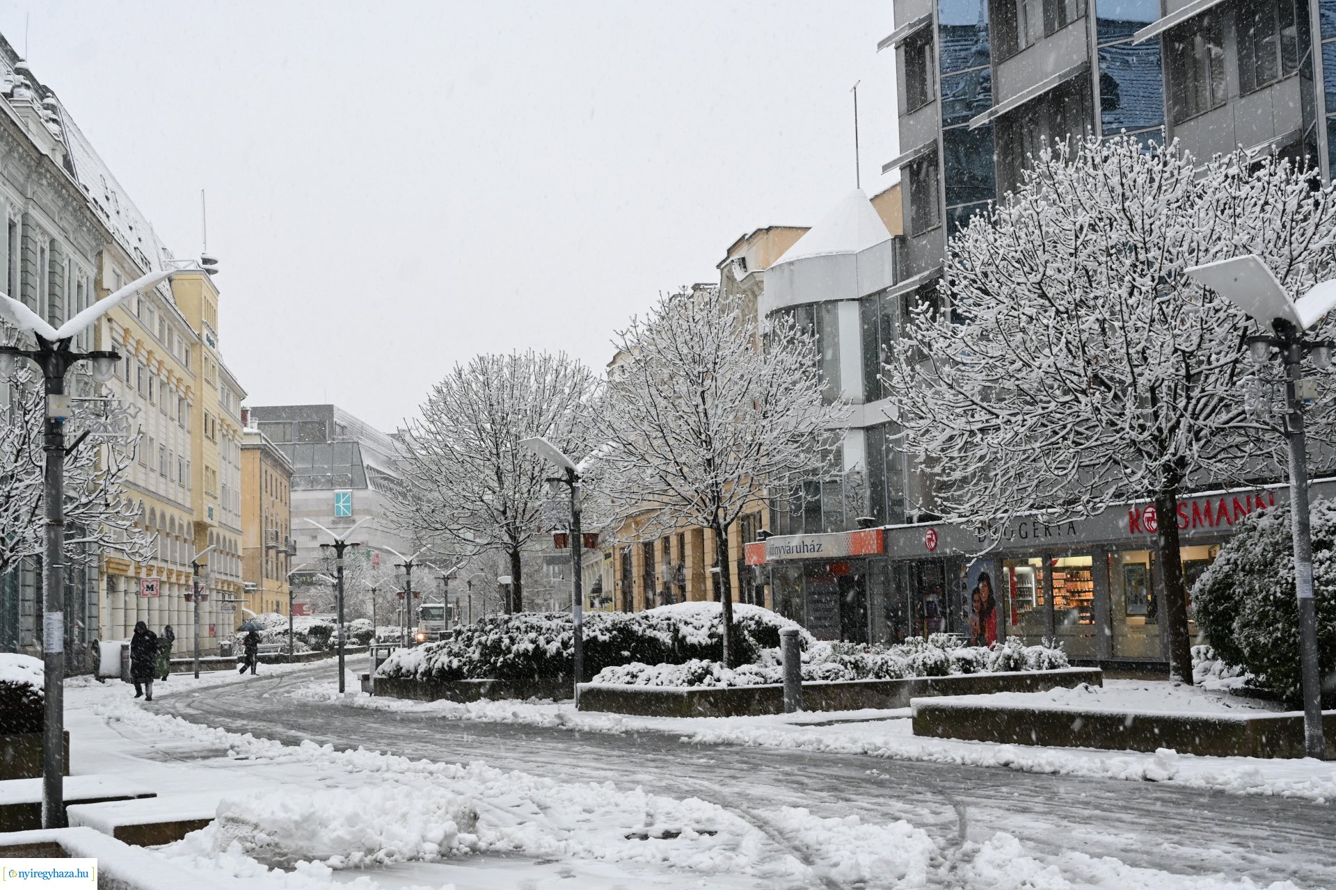 Megérkezett az első hó!
