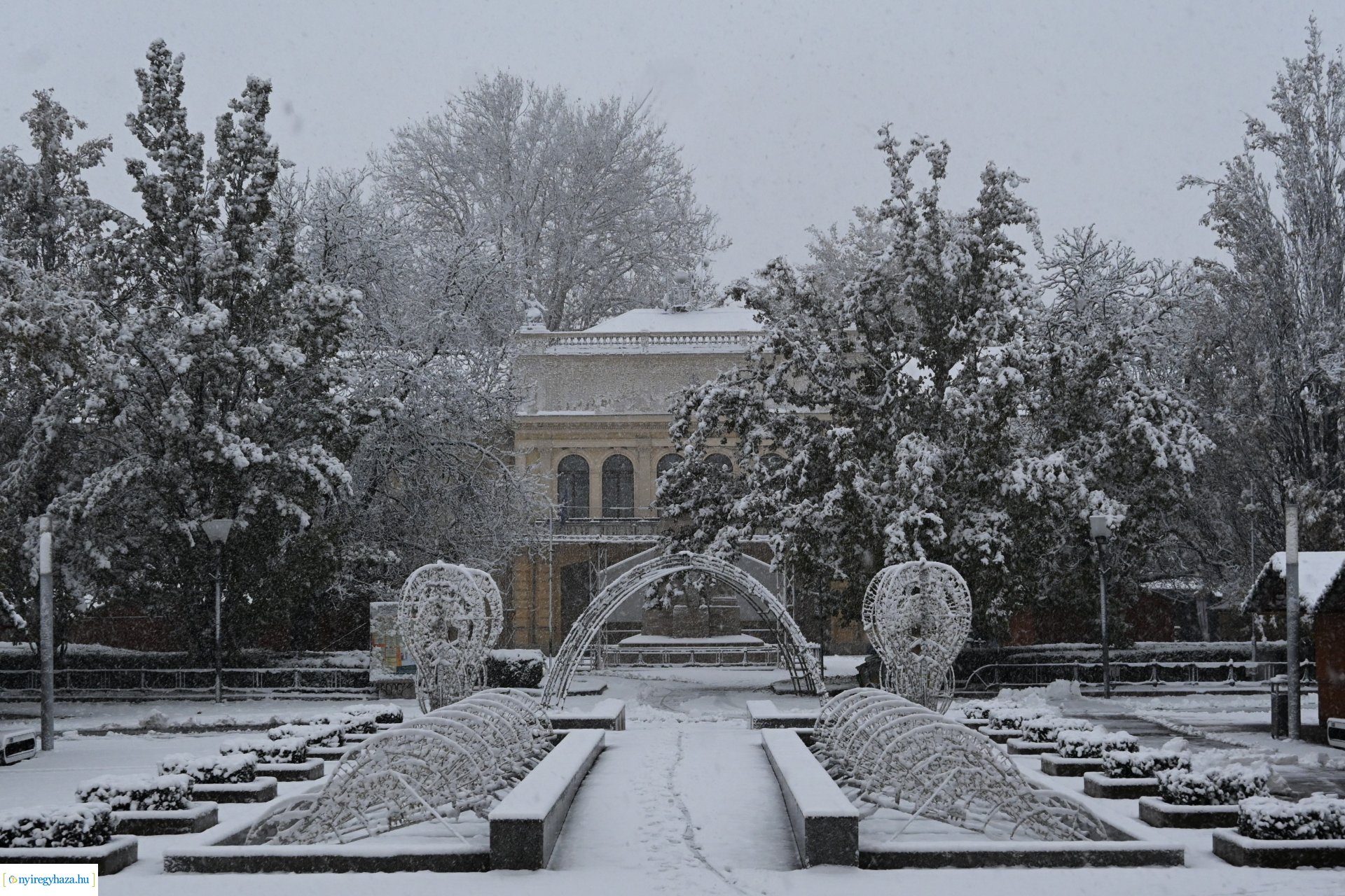 Megérkezett az első hó!
