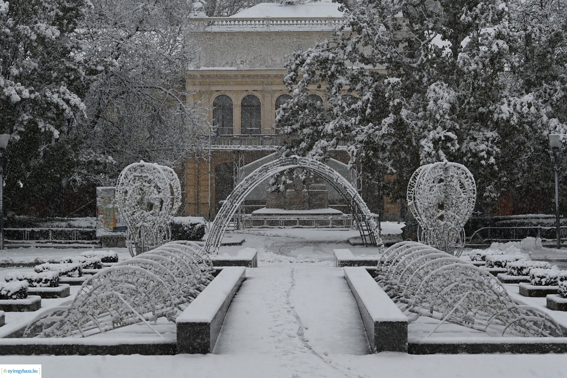 Megérkezett az első hó!