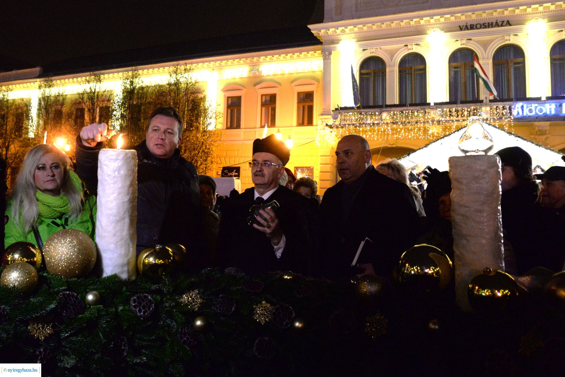 Meggyújtották advent harmadik gyertyáját - 2023