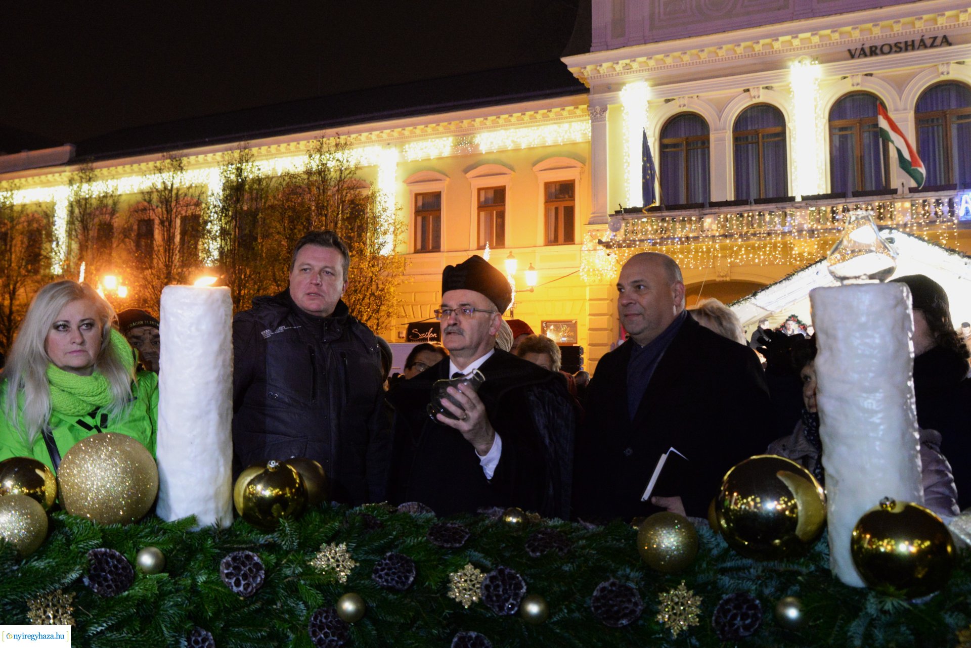 Meggyújtották advent harmadik gyertyáját - 2023