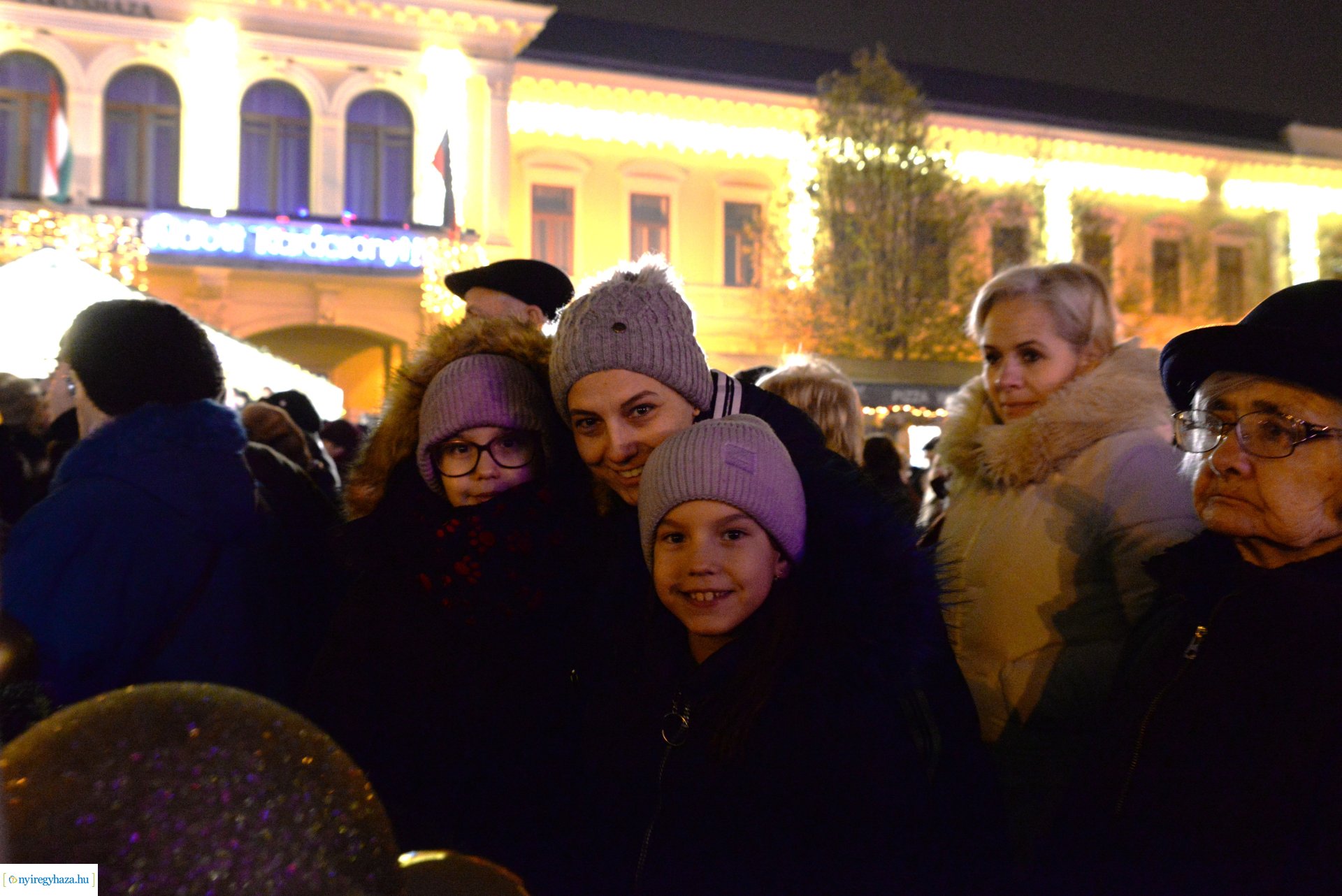 Meggyújtották advent harmadik gyertyáját - 2023