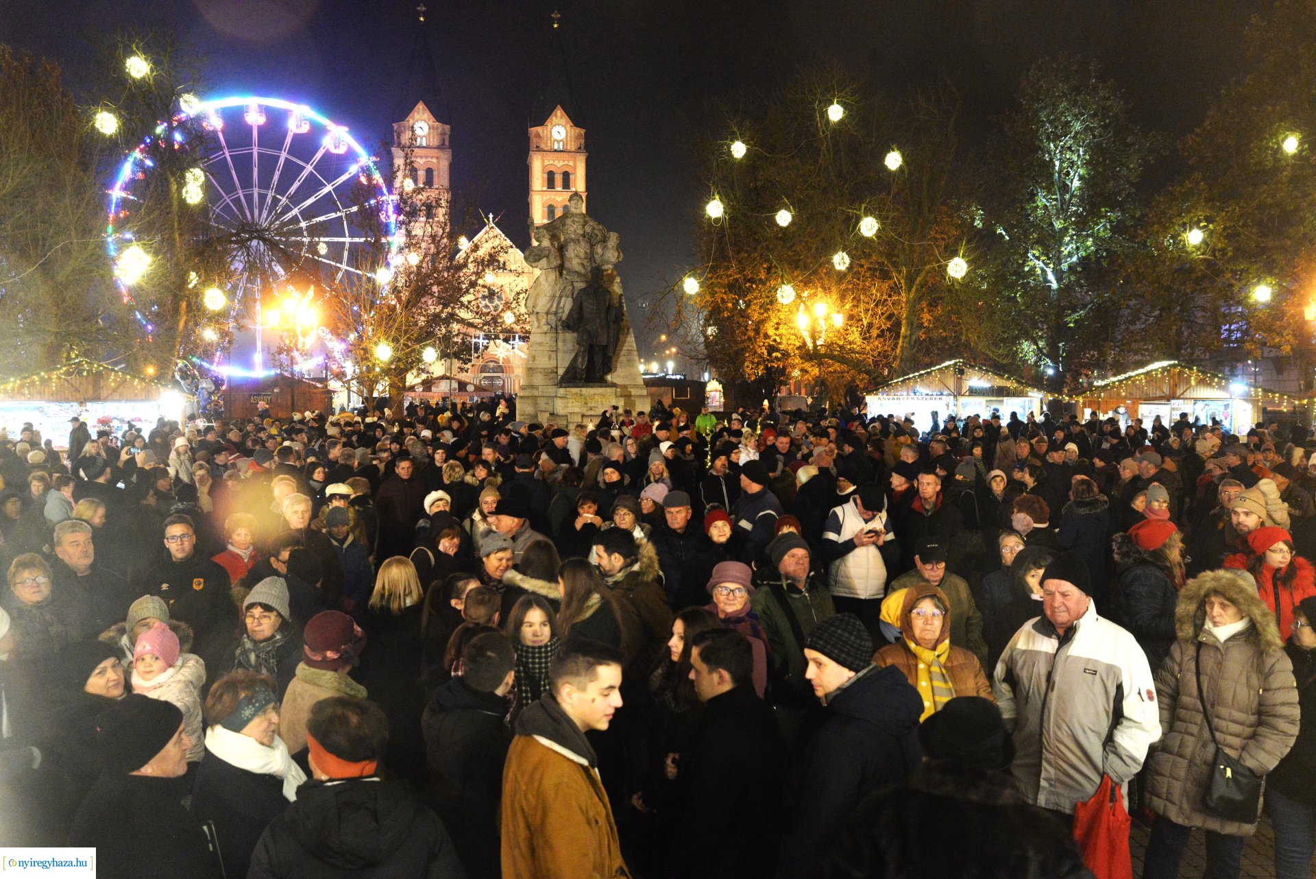 Meggyújtották advent harmadik gyertyáját - 2023