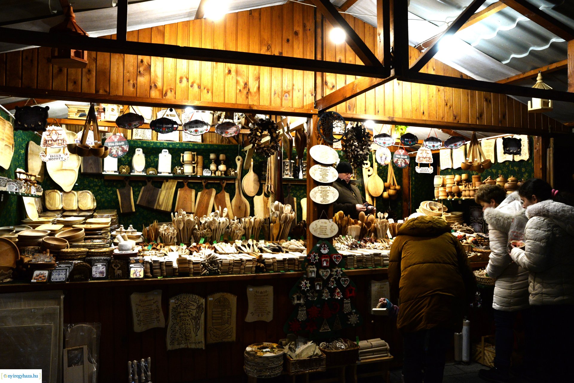 Meggyújtották advent harmadik gyertyáját - 2023