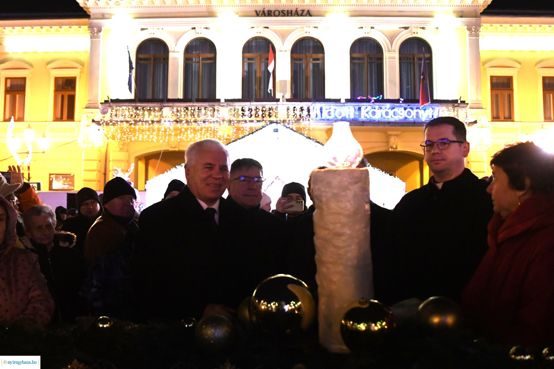 Meggyújtották advent negyedik gyertyáját 2023