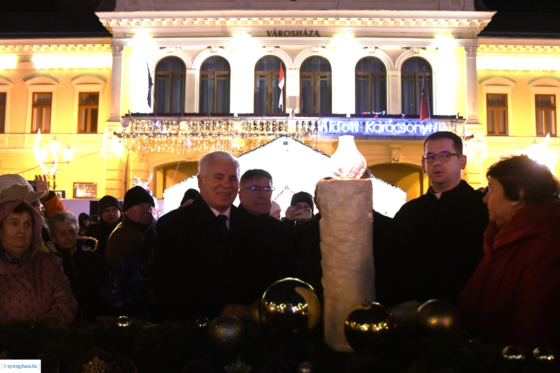 Meggyújtották advent negyedik gyertyáját 2023
