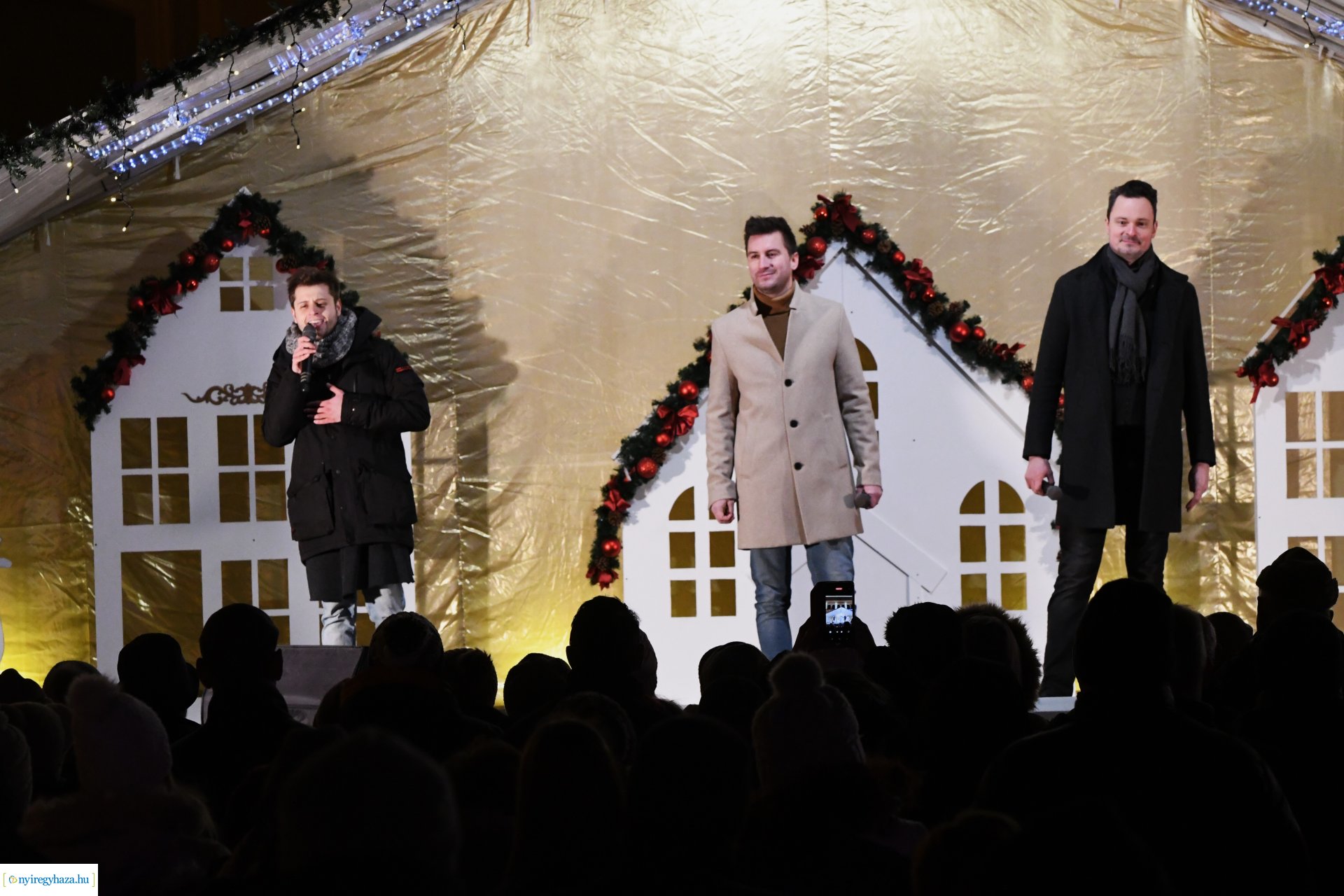 Meggyújtották advent negyedik gyertyáját 2023