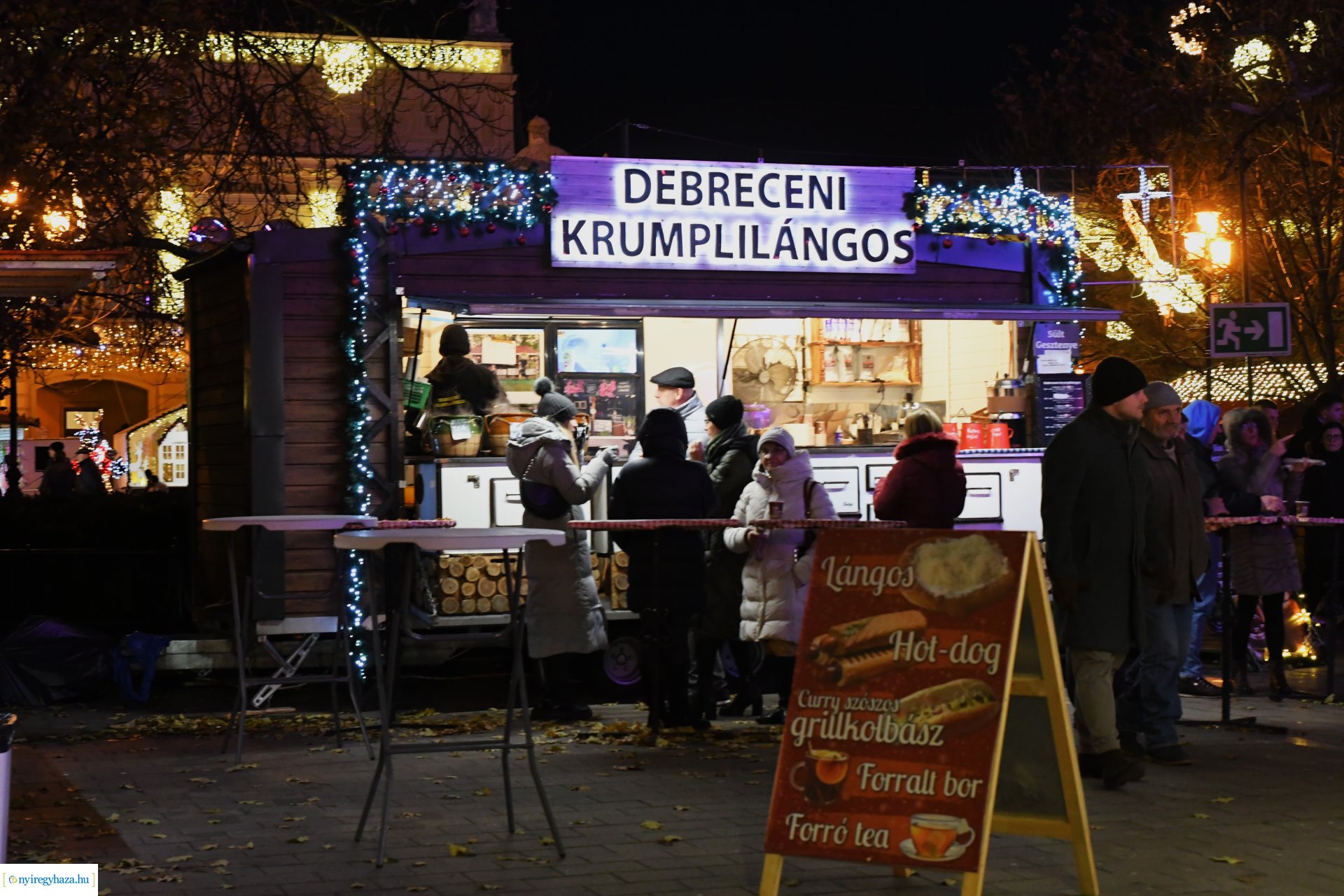 Meggyújtották advent negyedik gyertyáját 2023