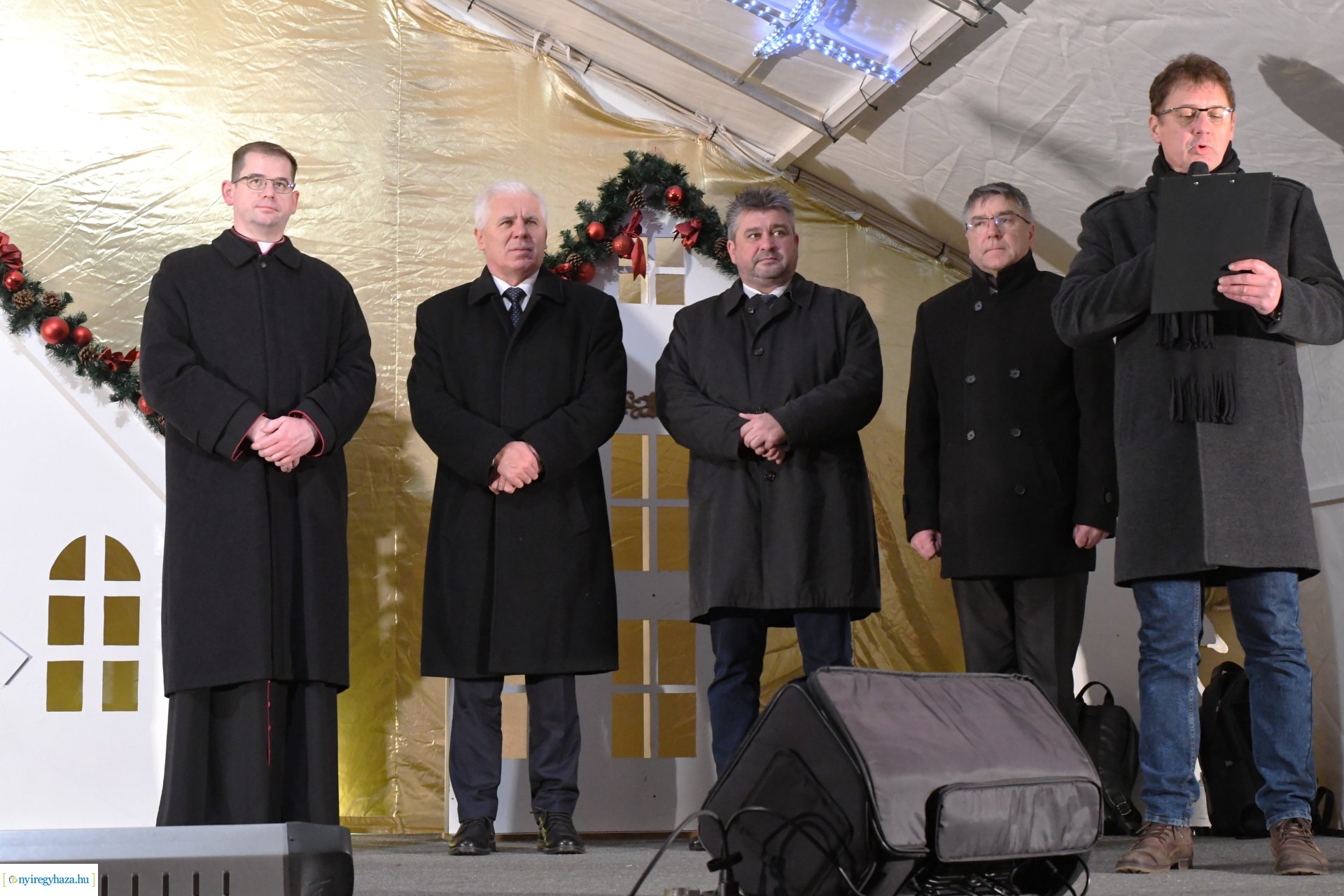 Meggyújtották advent negyedik gyertyáját 2023