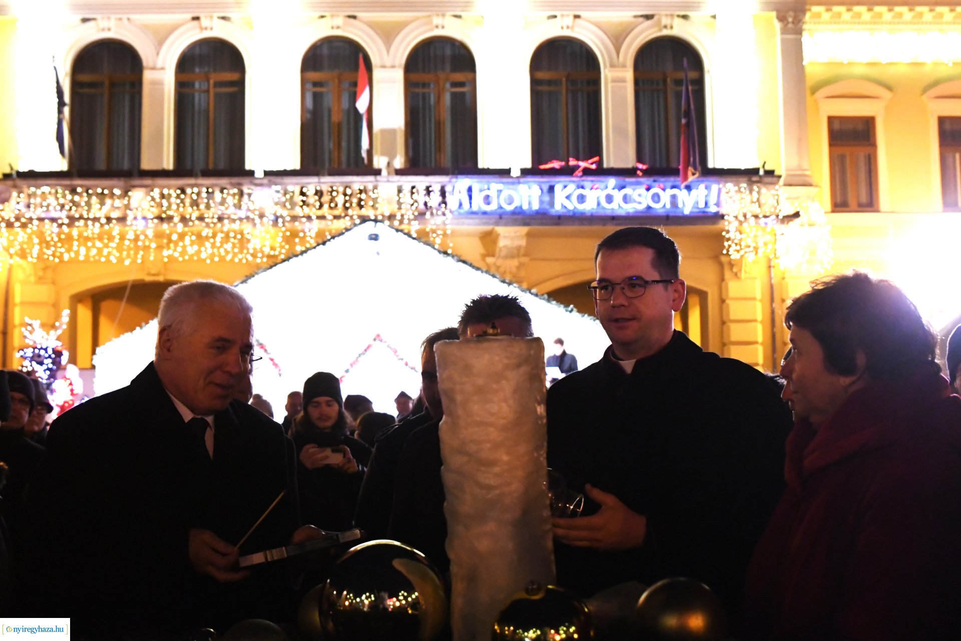 Meggyújtották advent negyedik gyertyáját 2023