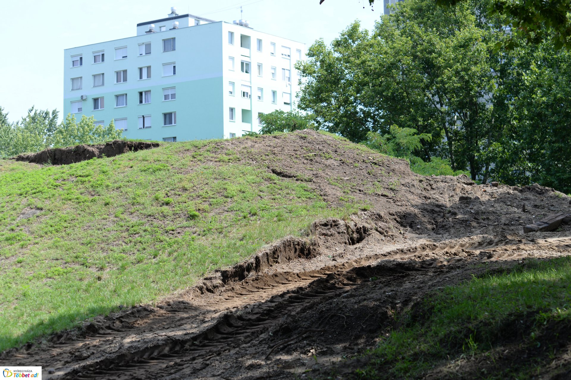 Megkezdődött a Robinson domb felújítása