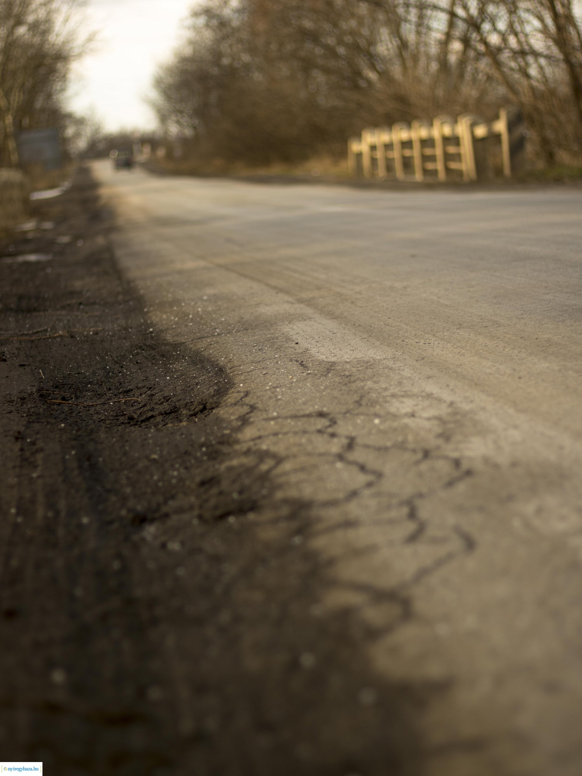 Megkezdődött a Rozsrétszőlő bekötőút felújítása