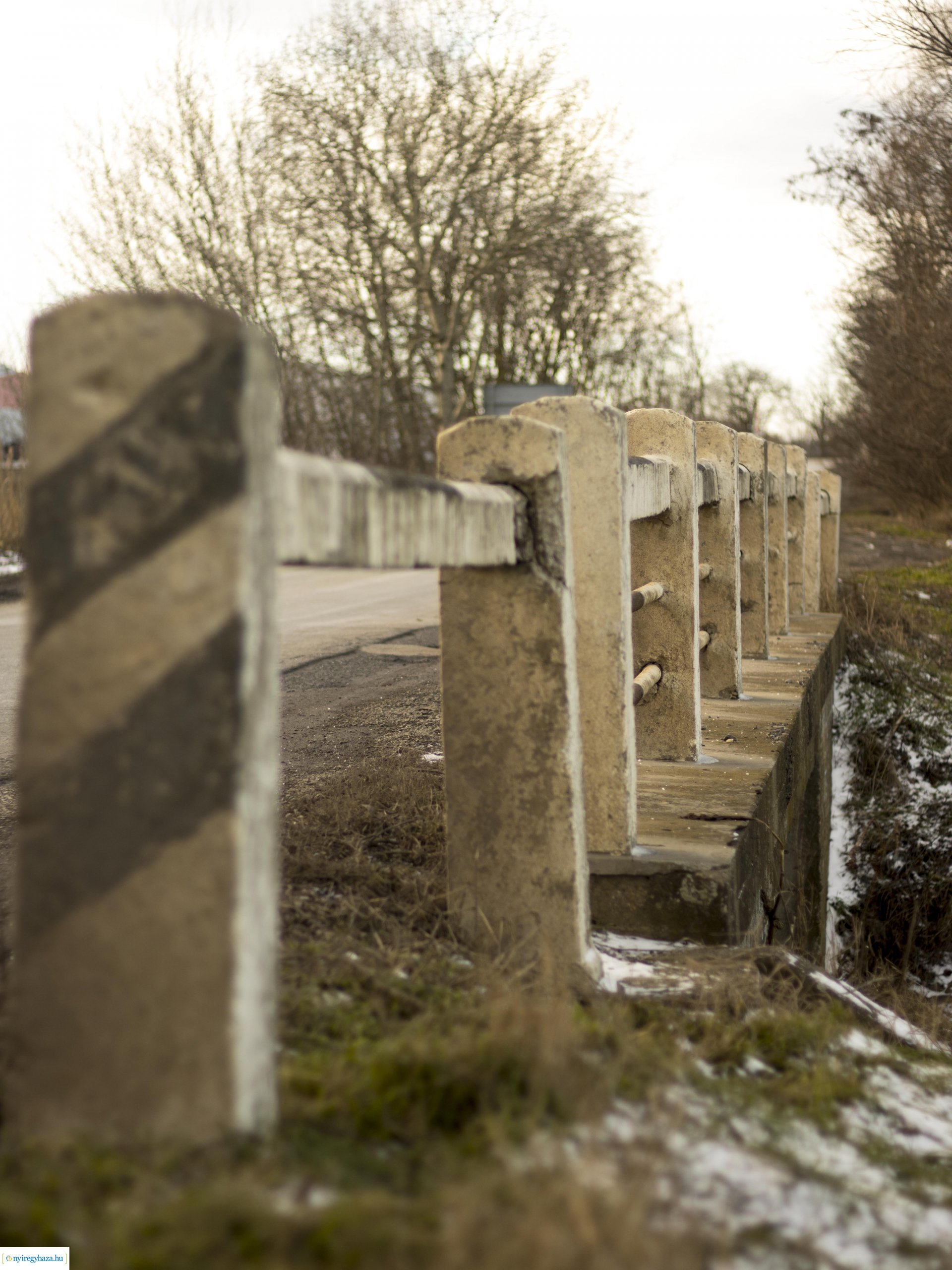 Megkezdődött a Rozsrétszőlő bekötőút felújítása