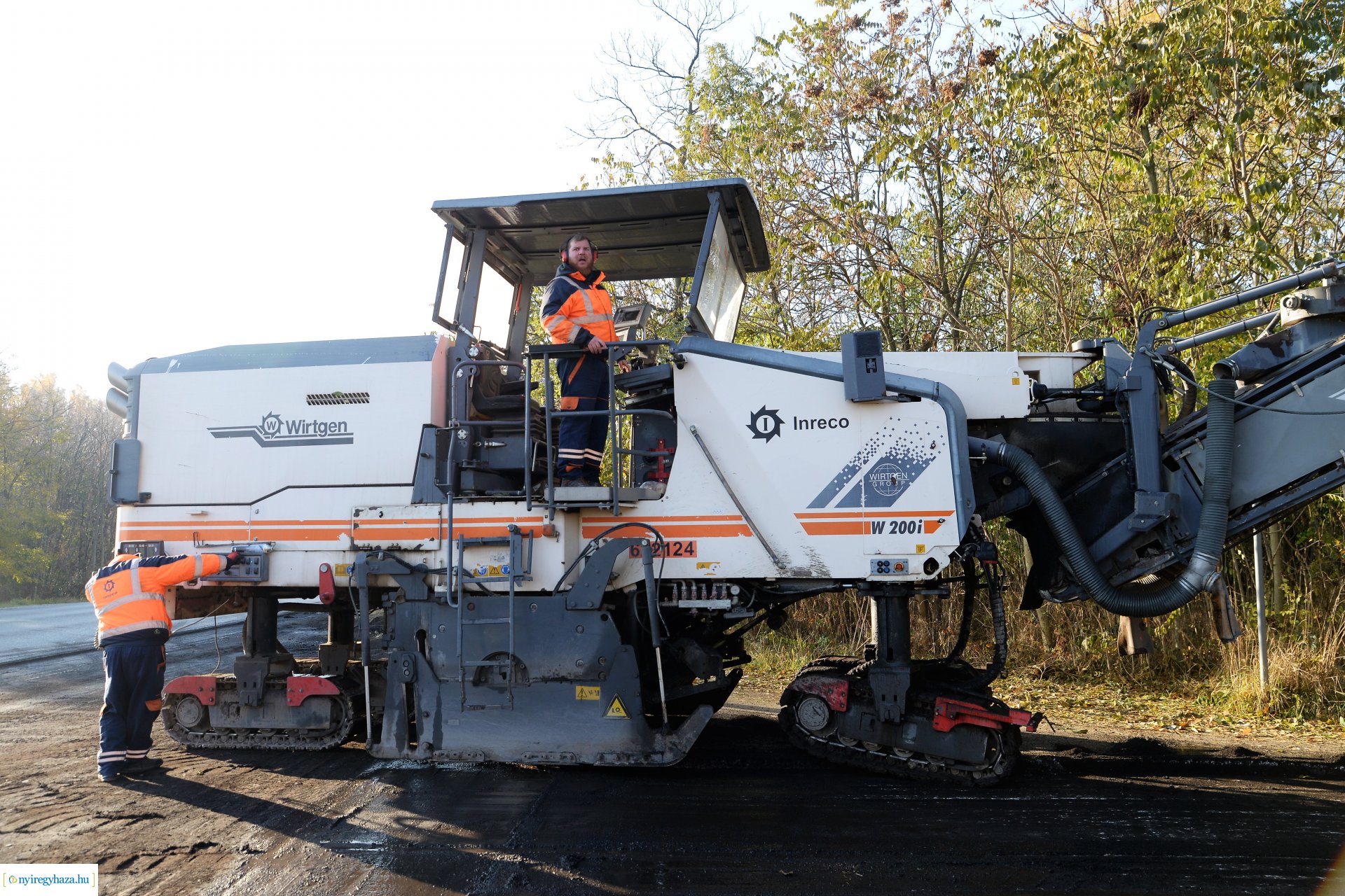 Megkezdődött az útfelújítás az Oláhréti úton