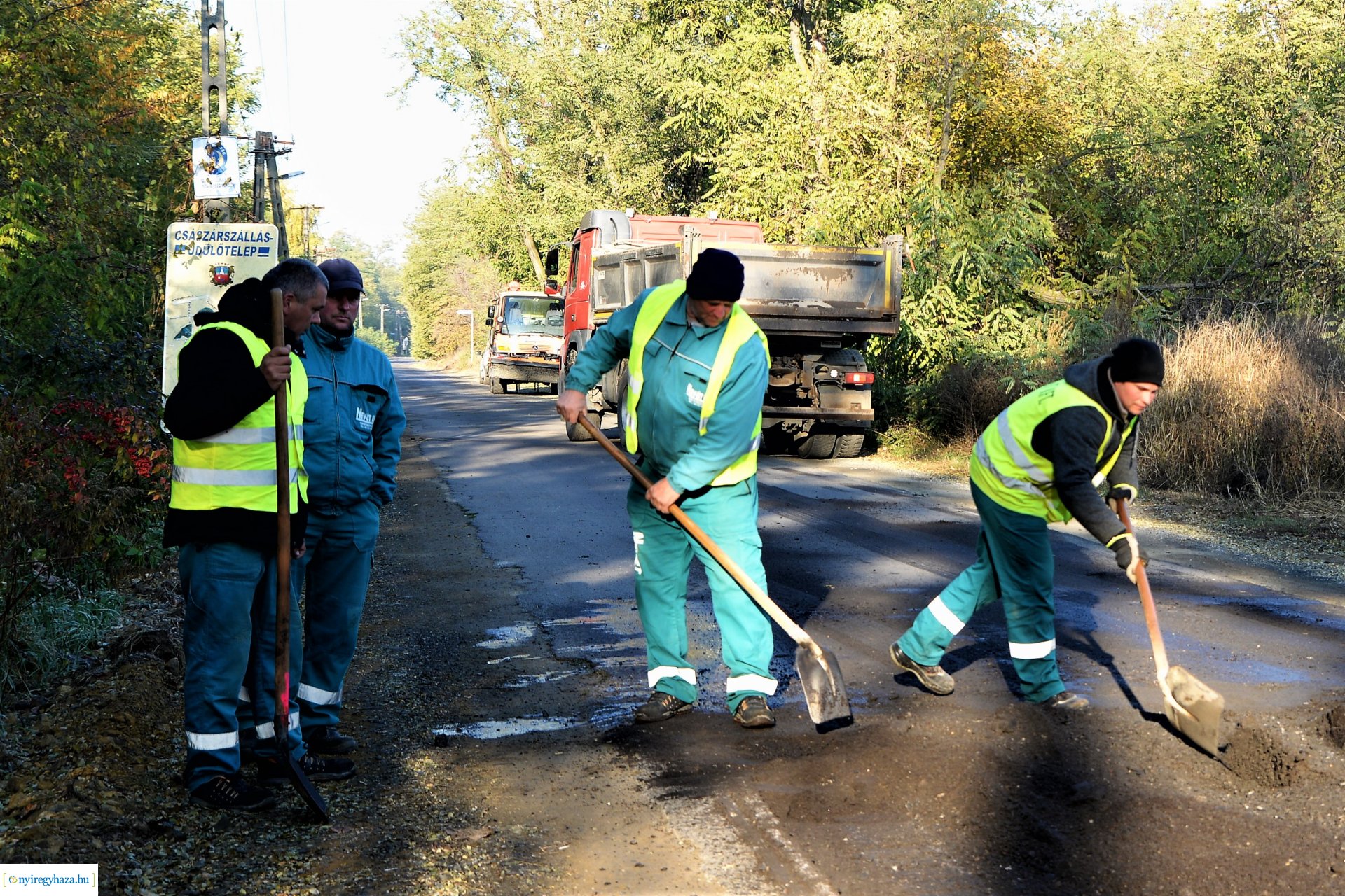Megkezdődött az útfelújítás az Oláhréti úton