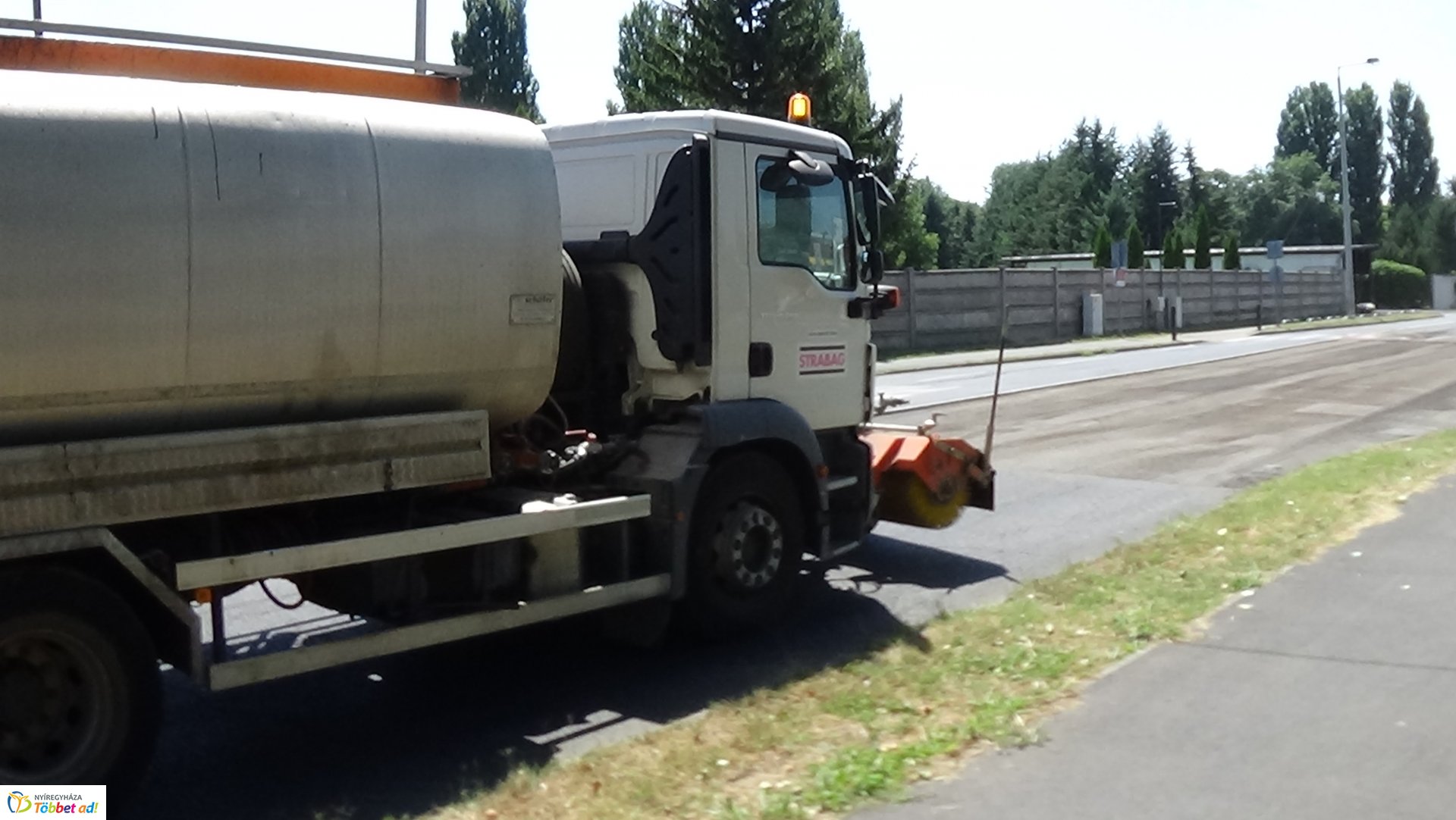 Megkezdődtek az útfelújítási munkák a Korányin