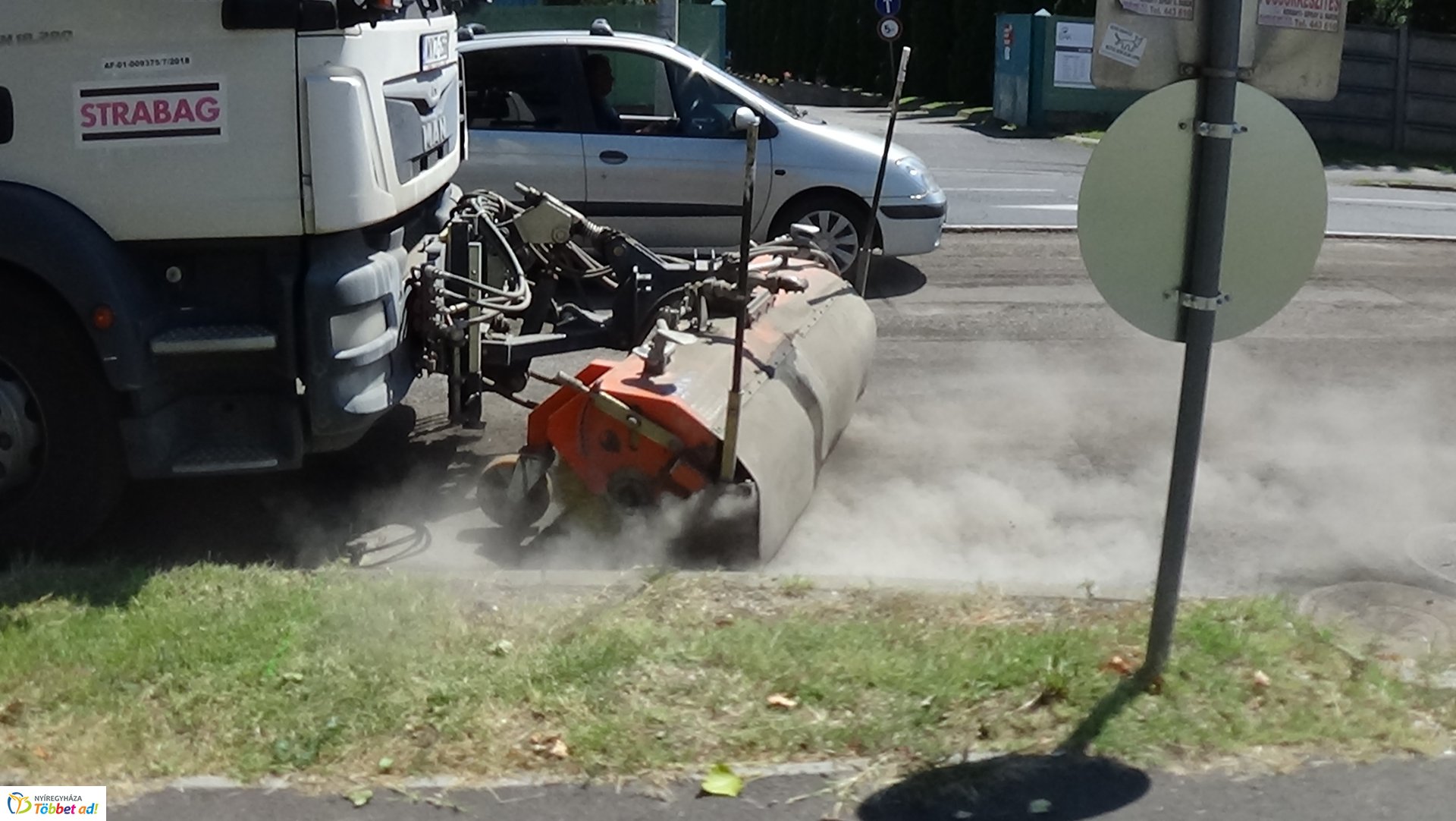 Megkezdődtek az útfelújítási munkák a Korányin