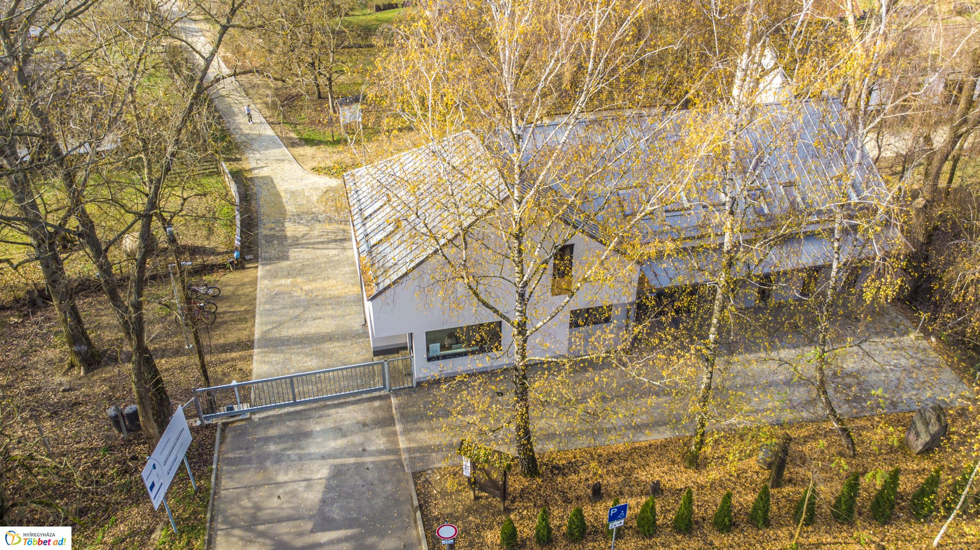 Meglátogattuk felülről a megújult Sóstói Múzeumfalut