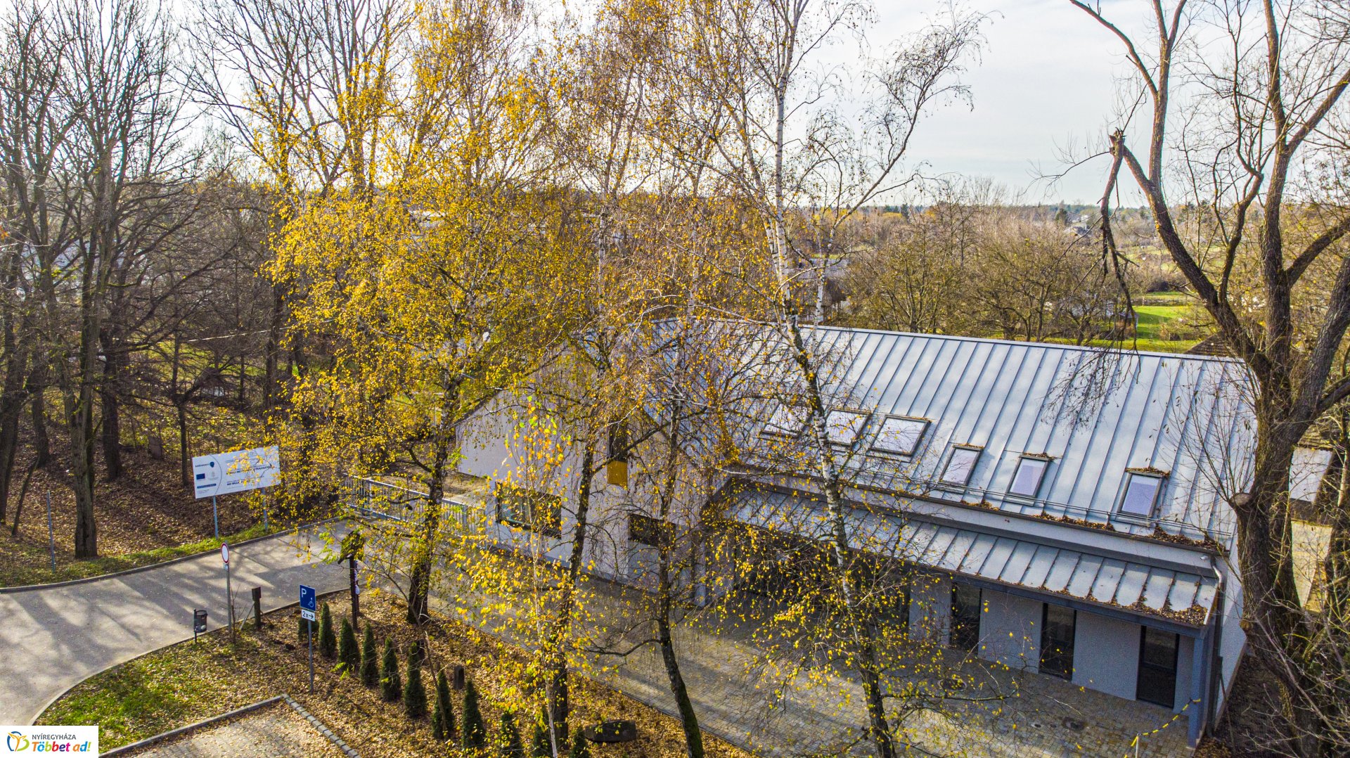 Meglátogattuk felülről a megújult Sóstói Múzeumfalut