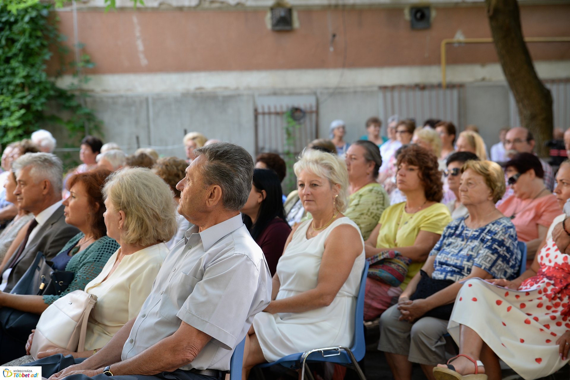Megnyílt a Szinyei kiállítás