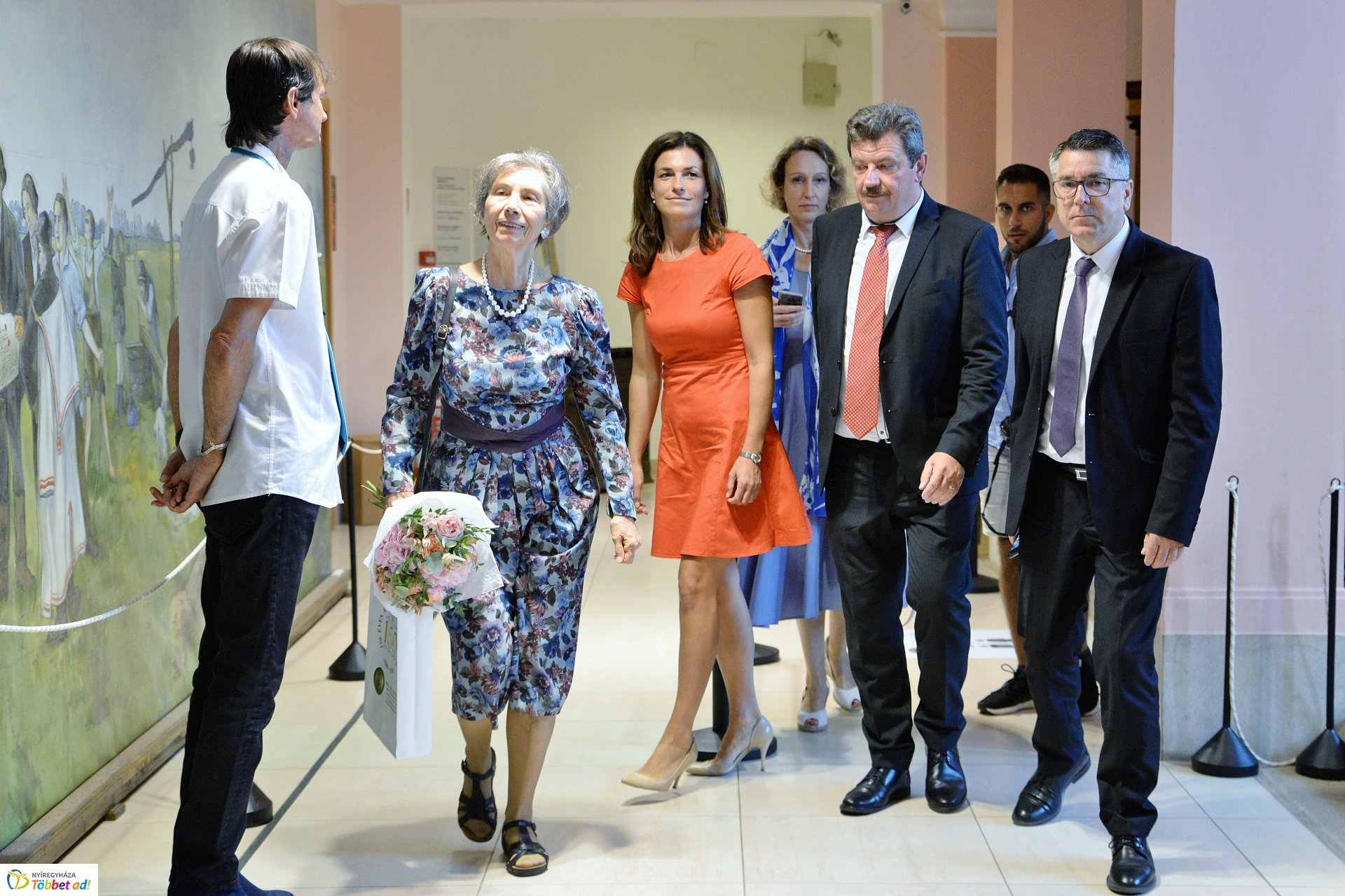 Megnyílt a Szinyei kiállítás