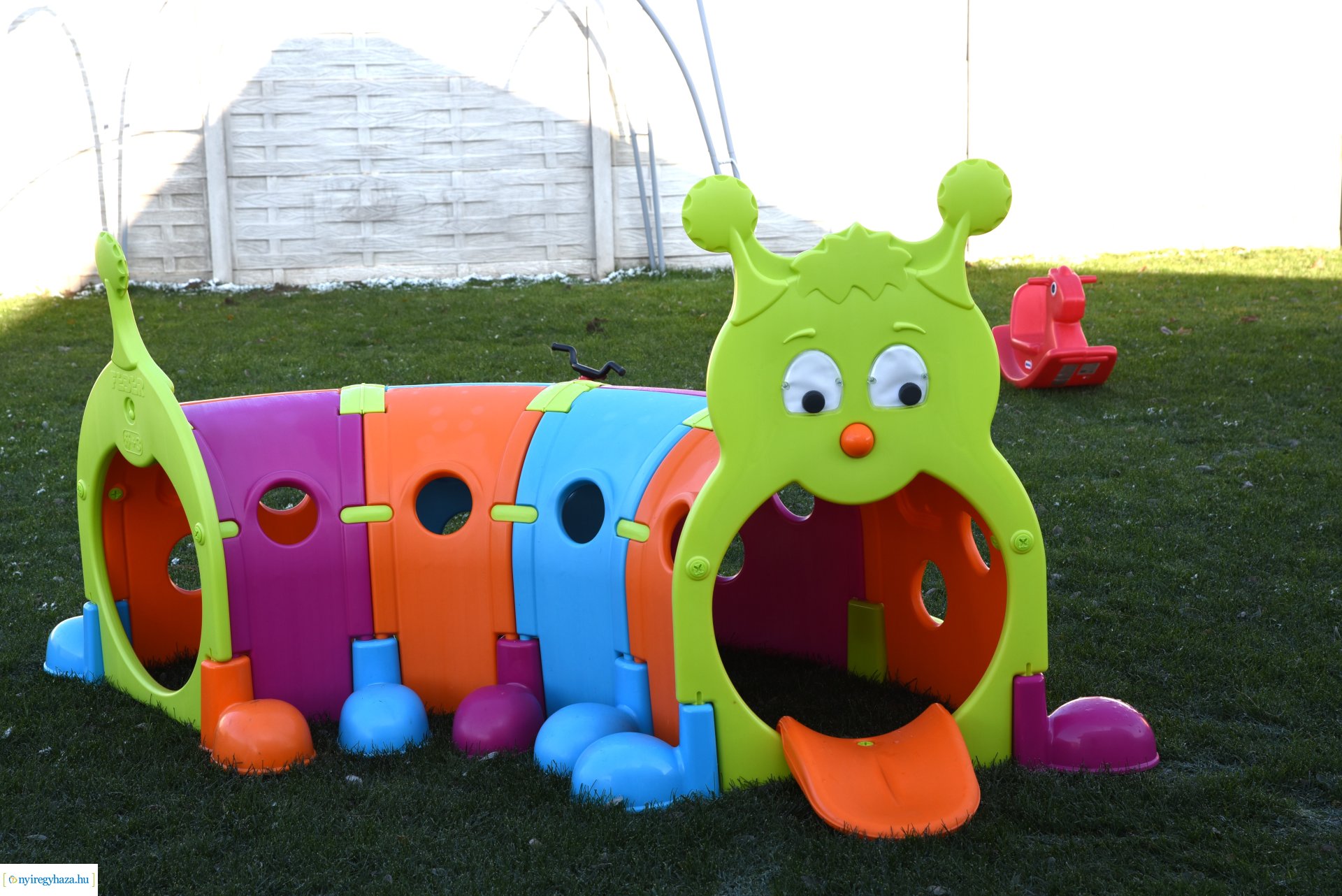 Megnyitott a Kicsik Vidám Háza Mini Bölcsőde 