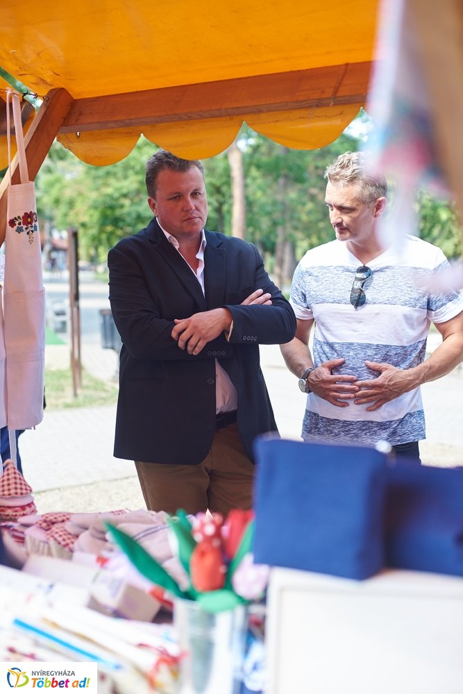 Megnyitott a Sóstói Piac