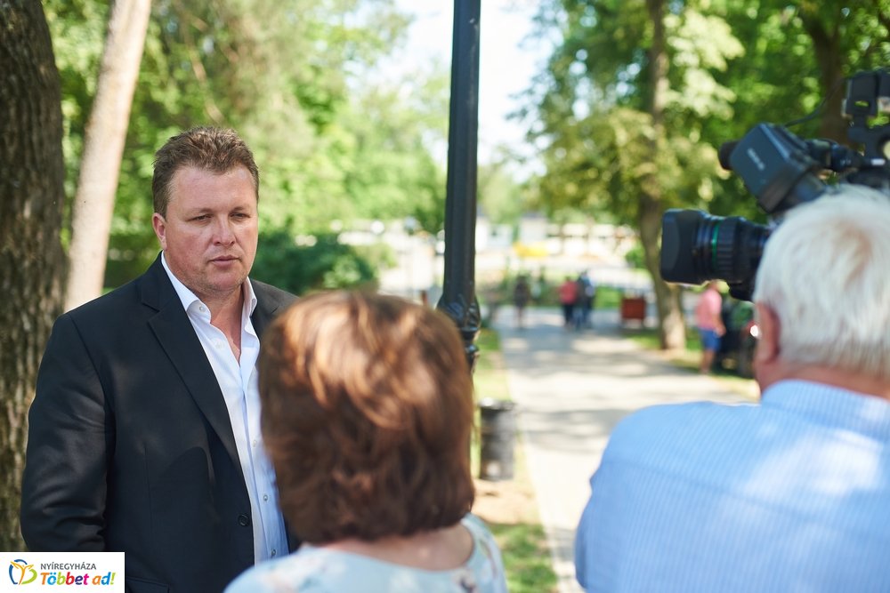 Megnyitott a Sóstói Piac