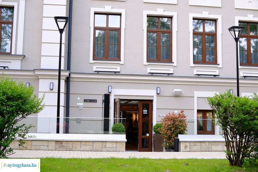 Megnyitott a Szindbád étterme