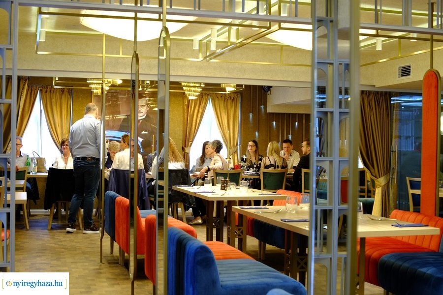 Megnyitott a Szindbád étterme