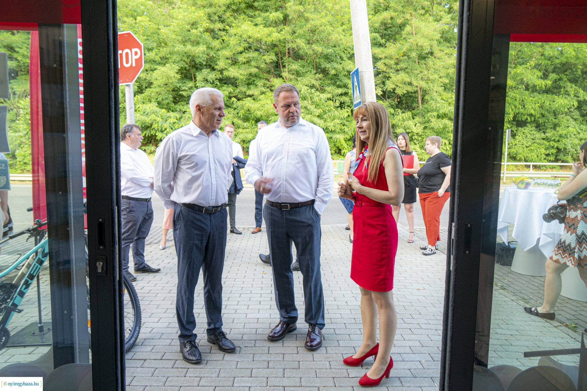 Megnyitotta kapuit az új Tourinform Sóstógyógyfürdő