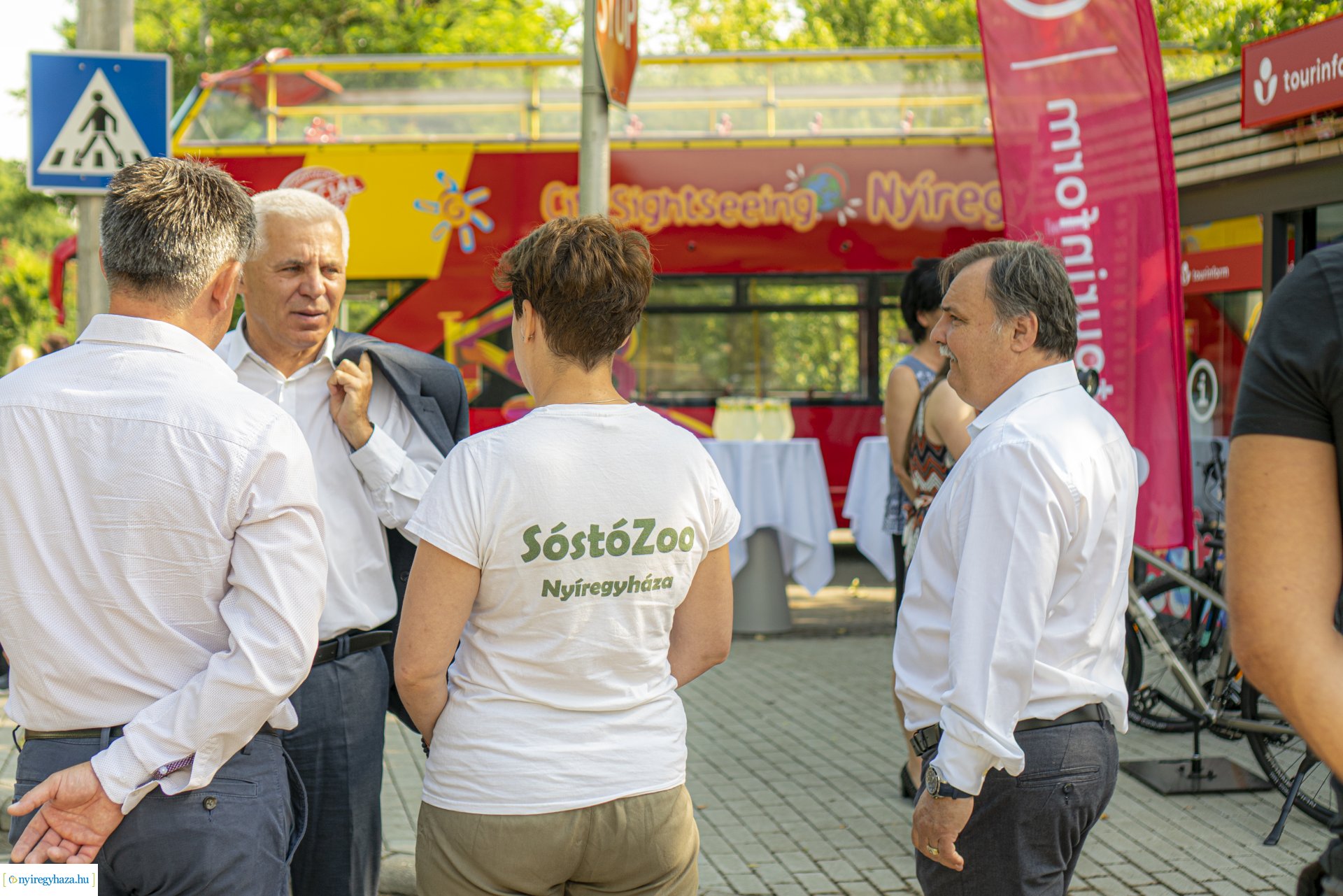 Megnyitotta kapuit az új Tourinform Sóstógyógyfürdő