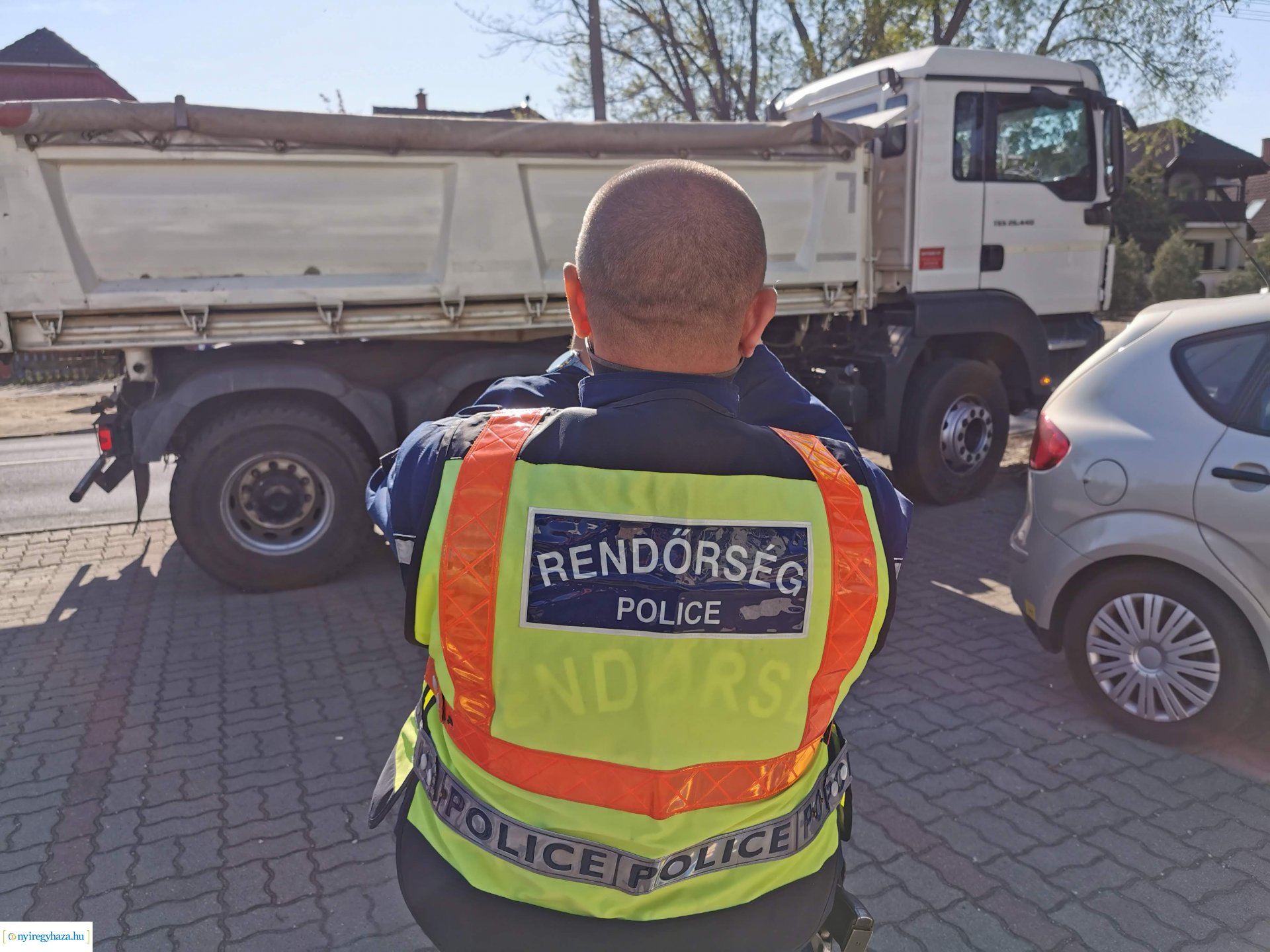 Megsérült szélvédő