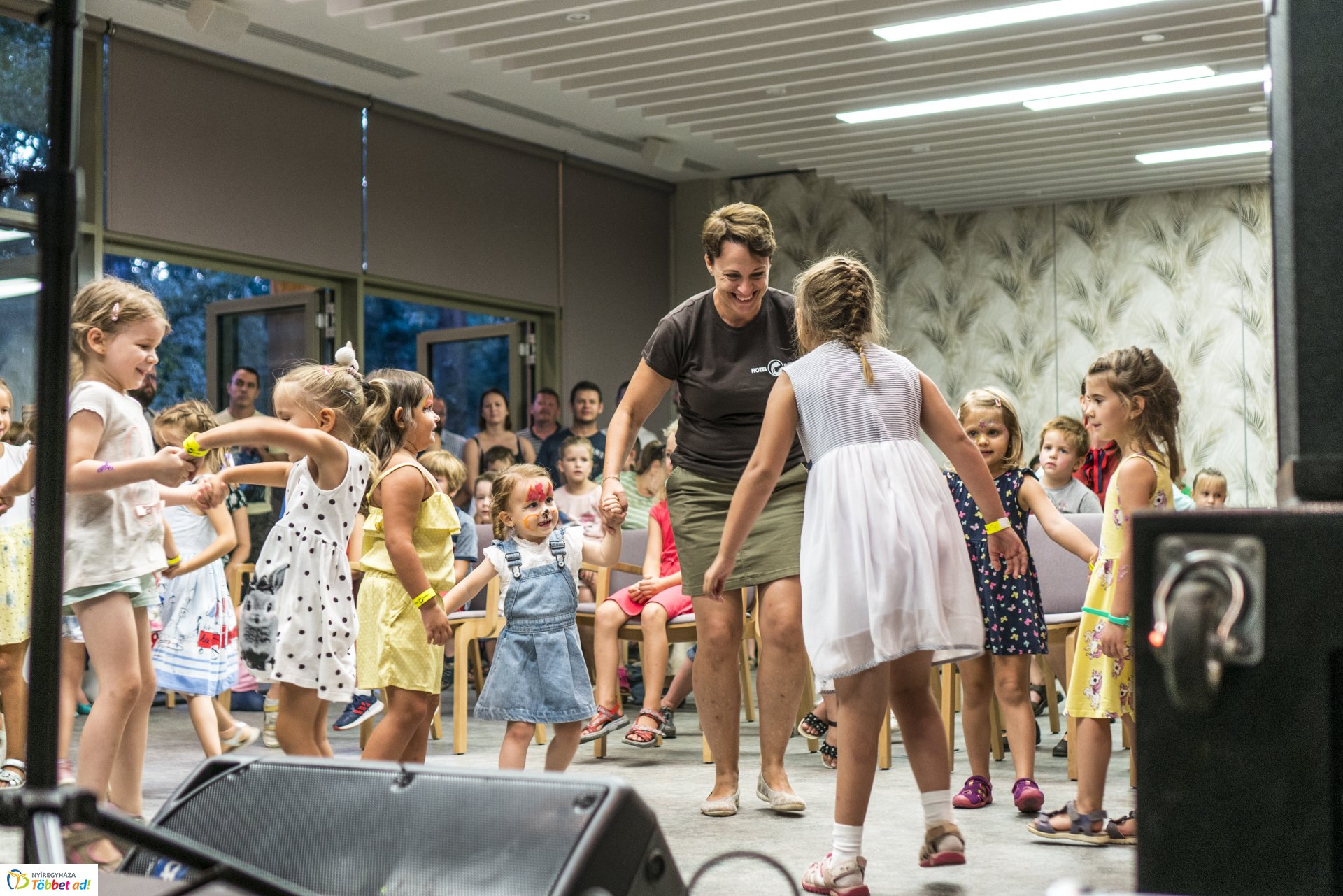 Megtartotta első születésnapját a Hotel Pangea